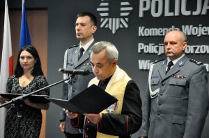 Ślubowanie nowych policjantów