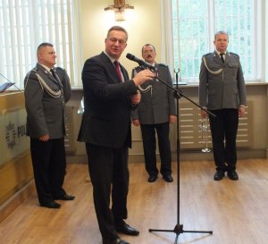 Uroczyste ślubowanie oraz wręczenie medali i odznaczeń
