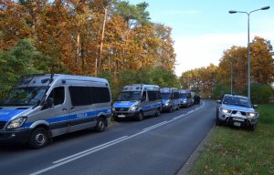 Policjanci szukali dwóch zbiegów - ćwiczenia #1