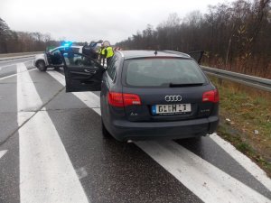 Policjanci odzyskali skradzione audi A6