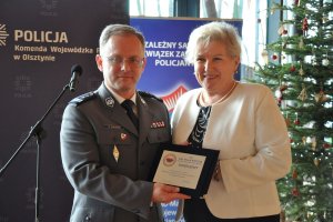 Pani Prezes przekazała podziękowania Komendantowi Wojewódzkiemu Policji w Olsztynie