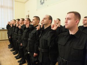 Uroczyste ślubowanie nowo przyjętych policjantów