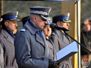 Uroczyste ślubowanie policjantów w Muzeum Katyńskim