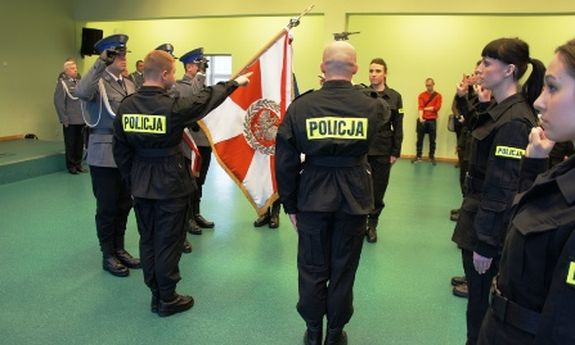 Ślubowanie nowoprzyjętych policjantów