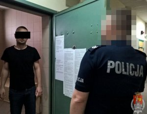 Mężczyzna zatrzymany przez policjantów