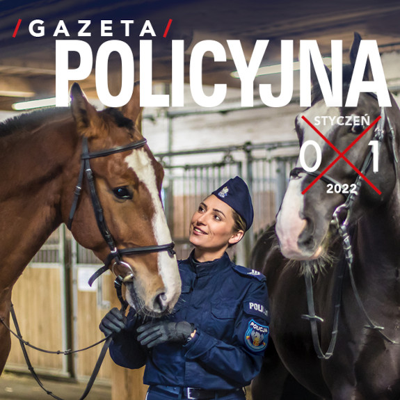 Okładka Gazety Policyjnej przedstawiająca policjantkę pomiędzy końmi.