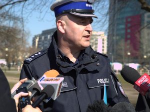 insp. Marek Konkolewski – Radca w Biurze Prewencji i Ruchu Drogowego KGP podczas nagrania dla dziennikarzy