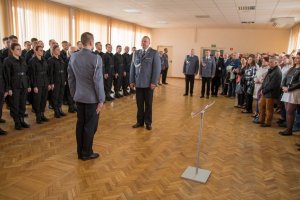 Ślubowania nowo przyjętych policjantów