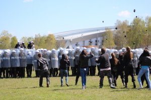 Wspólne ćwiczenia Policji konnej i policjantów OPP