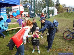 Policjanci ze Środy Śląskiej zabezpieczali „Bike Maraton" #1