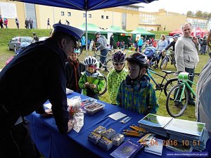 Policjanci ze Środy Śląskiej zabezpieczali „Bike Maraton" #2