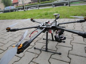 Poprawić bezpieczeństwo – policja rozpoczyna testy "dronów" #1