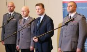 Minister Mariusz Błaszczak nagrodził policjantów za akcje we Wrocławiu i Warszawie