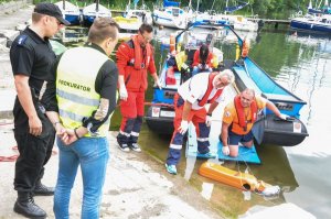 Ćwiczenia policjantów i funkcjonariuszy pozostałych służb na Jeziorze Sławskim #3