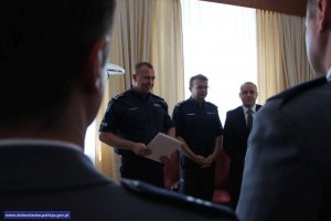 Policjanci nagrodzeni za profesjonalizm i zaangażowanie w służbie