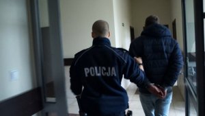 Internetowi oszuści usłyszeli 147 zarzutów