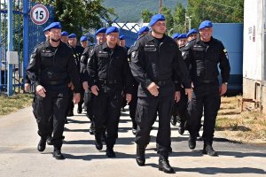 Uroczystość odznaczenia policjantów XXV rotacji JSPP