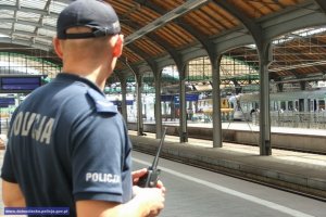 Dolnośląscy policjanci czuwają nad bezpieczeństwem pielgrzymów w ramach ŚDM