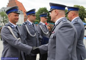 Dolnośląskie obchody Święta Policji - wręczanie awansów