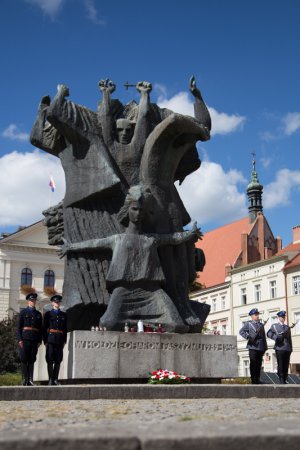 Uroczystość upamiętniająca poległych w Miednoje