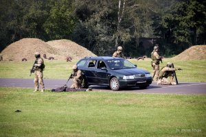 Piknik dla funkcjonariuszy oraz ich rodzin - podziękowanie za zabezpieczenie Światowych Dni Młodzieży oraz Szczytu NATO