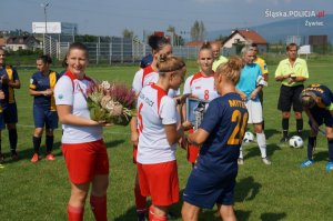 Reprezentacja Komendanta Głównego Policji kobiet w piłce nożnej zagrała w meczu charytatywnym