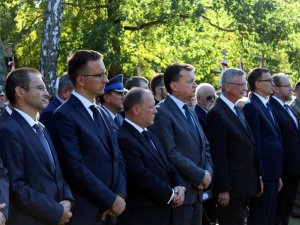 Komendant Stołeczny Policji złożył hołd pomordowanym w Palmirach