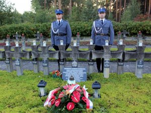 Komendant Stołeczny Policji złożył hołd pomordowanym w Palmirach