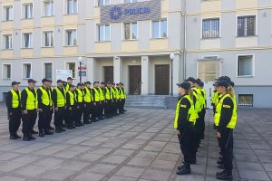 Słuchacze Szkoły Policji w Słupsku przed rozpoczęciem służby.