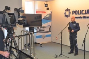 Komendant Główny Policji podczas briefingu w Komendzie Głównej Policji