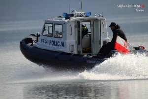 Policyjni motorowodniacy zabezpieczali wojskowe ćwiczenia