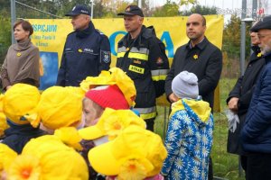 Mundurowi wspierają międzynarodowy projekt i niosą nadzieję chorym