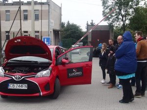 Pierwszy trening doskonalenia jazdy dla kierowców