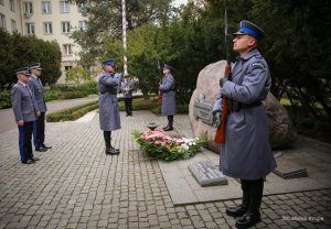 Komendant Główny Policji nadinsp. dr Jarosław Szymczyk uczcił pamięć poległych policjantów