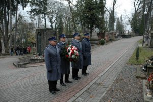 Polscy policjanci oddali cześć Polakom pochowanym na cmentarzach we Lwowie