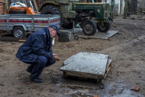 Odnalezione barokowe płyty nagrobne