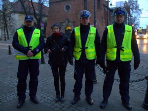 odblaski od policjantów i radia RMF MAXX