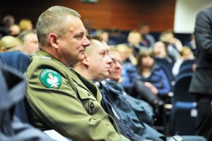 Uczestnicy międzynarodowej konferencję pod nazwą „25 lat współpracy Policji Lubuskiej i Landu Brandenburgia – gwarantem bezpieczeństwa regionalnego”