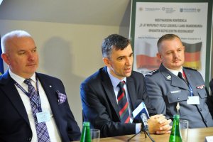 Uczestnicy międzynarodowej konferencję pod nazwą „25 lat współpracy Policji Lubuskiej i Landu Brandenburgia – gwarantem bezpieczeństwa regionalnego”