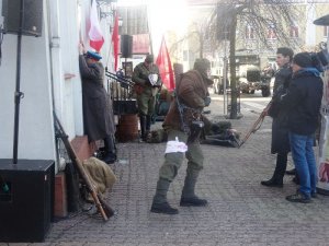 uroczystości odsłonięcia tablicy upamiętniającej Żołnierzy Niezłomnych Północnego Mazowsza na budynku Komendy Powiatowej Policji w Gostyninie.