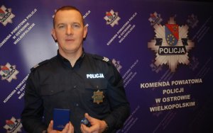 Policjant oddał szpik dla &quot;genetycznego bliźniaka&quot;