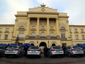 Nowe radiowozy dla stołecznych policjantów