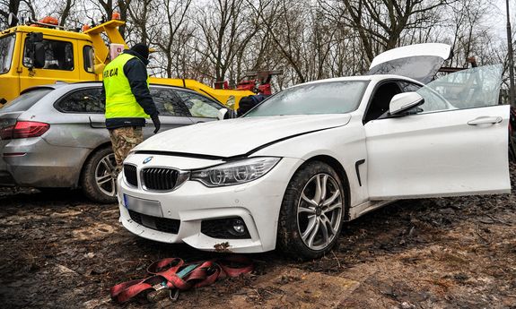 Dwa skradzione BMW warte pół miliona złotych w rękach policjantów