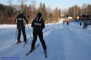 policyjne patrole narciarskie w regionie jeleniogórskim