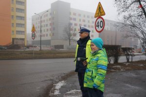 Sosnowieccy policjanci spełnili marzenie 10-letniego Kacpra, cierpiącego na przewlekłą chorobę, którego marzeniem było wcielić się na jeden dzień w rolę policjanta