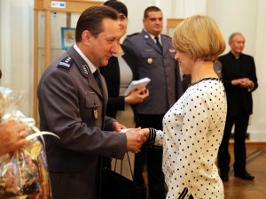 Spotkanie wigilijne z podopiecznymi Fundacji Pomocy Wdowom i Sierotom Po Poległych Policjantach