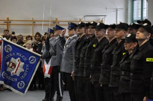 Ślubowanie nowo przyjętych policjantów