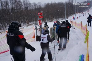 Policjanci na stokach narciarskich