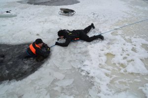 wspólne szkolenie policjantów i strażaków