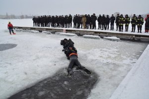 wspólne szkolenie policjantów i strażaków